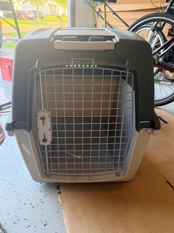 X-Large pet crate with handle