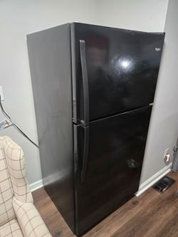 Whirlpool - Black - Standard Size