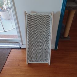 Cat Scratcher