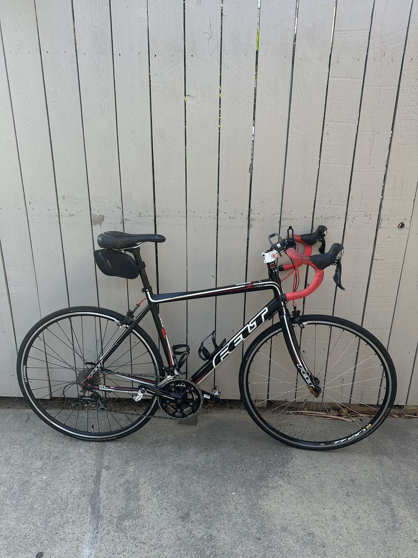 Felt Z85 Road Bike