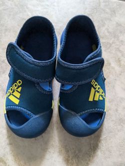 Adidas 8 1/2 Children Water Shoes
