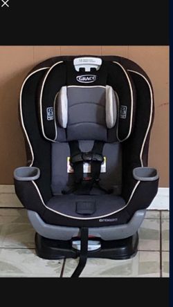 LIKE NEW GRACO EXTENDED 2FIT CONVERTIBLE CAR SEAT!!!!