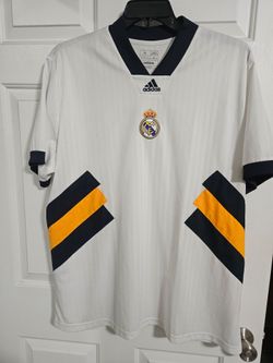 Adidas Real Madrid 2022-2023 Icon Jersey