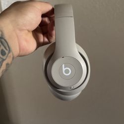 Beats Studio Pro 4s