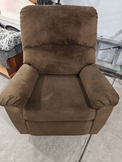 Brown Fabric Recliner Chair
