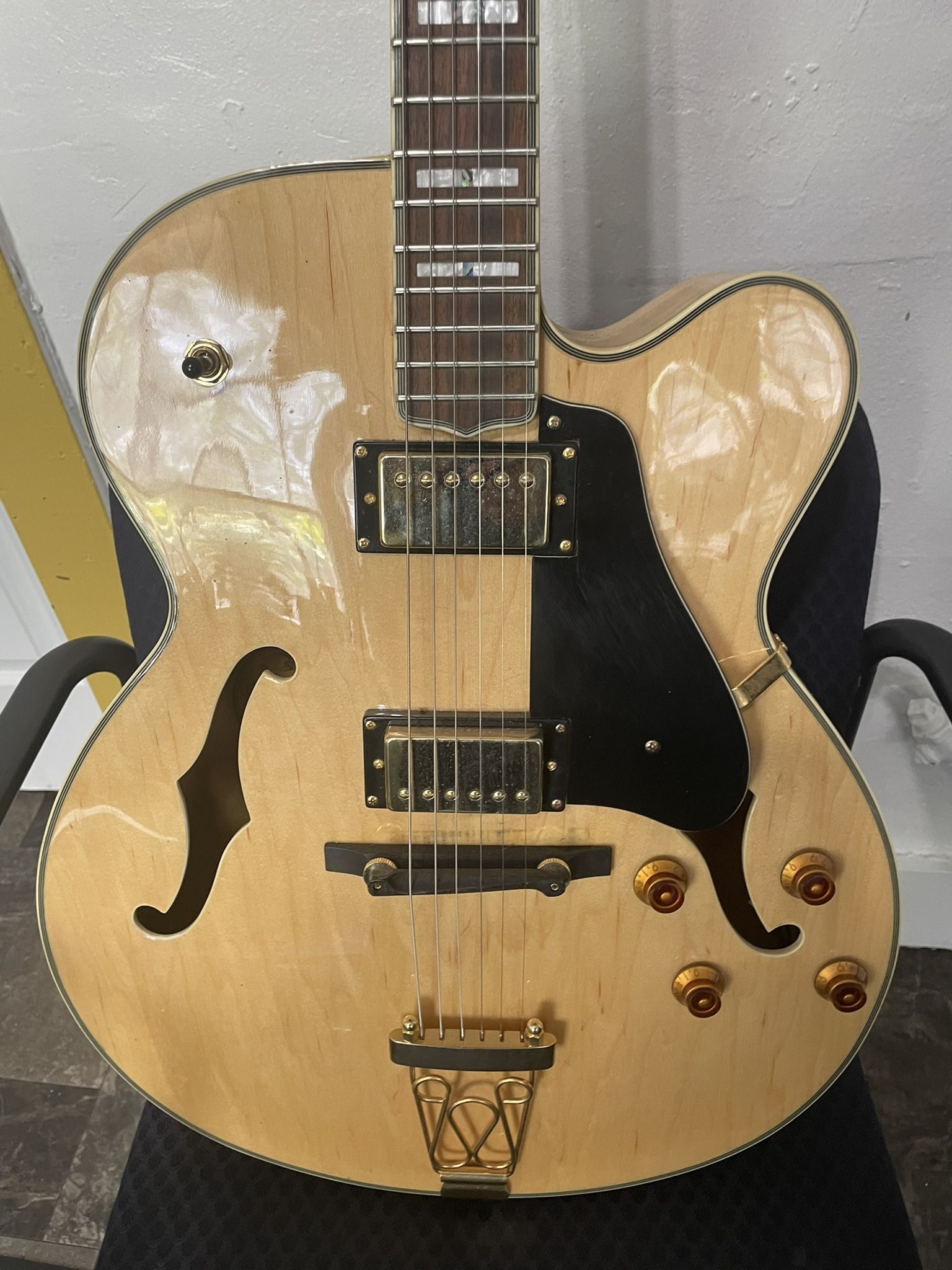 Washburn Oscar Schmidt For Trade