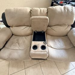 Dual Recliner Loveseat 