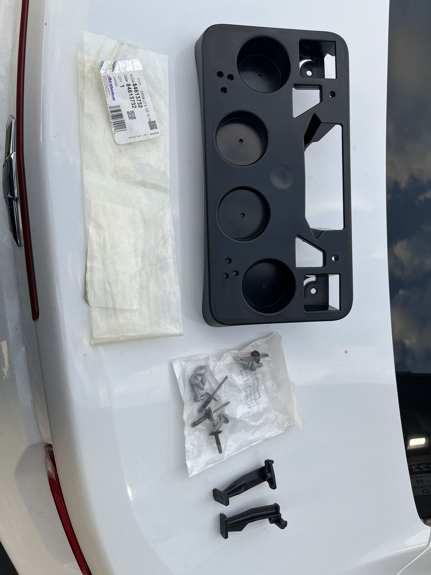 New Camaro  Front License Plate Bracket OEMAC Delco