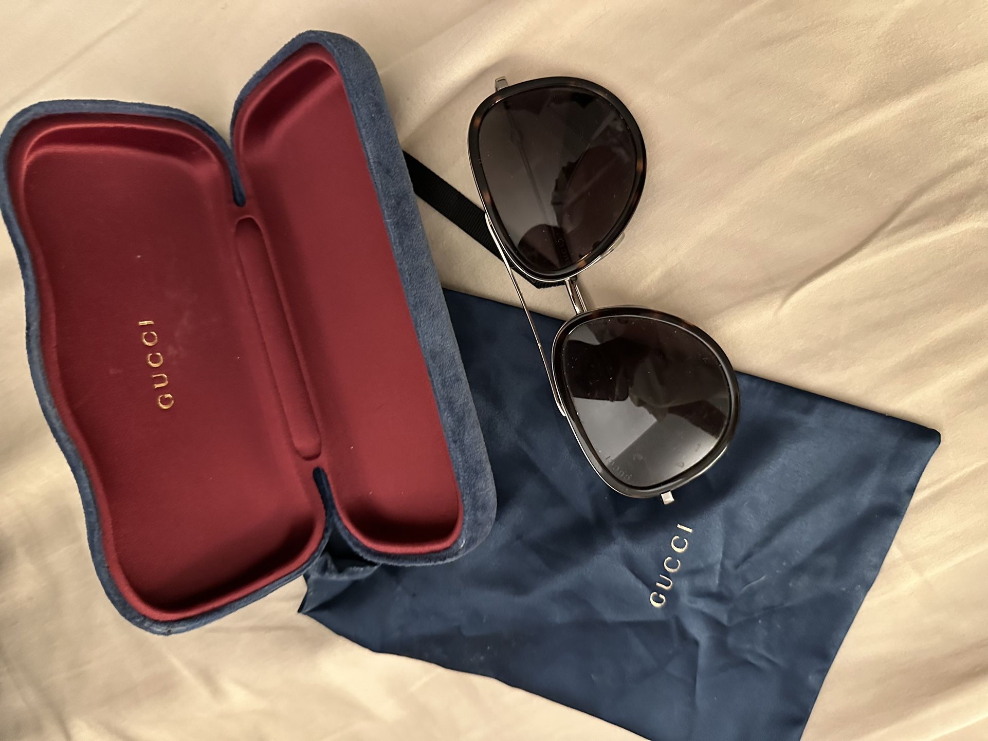 Gucci Aviator sunglasses