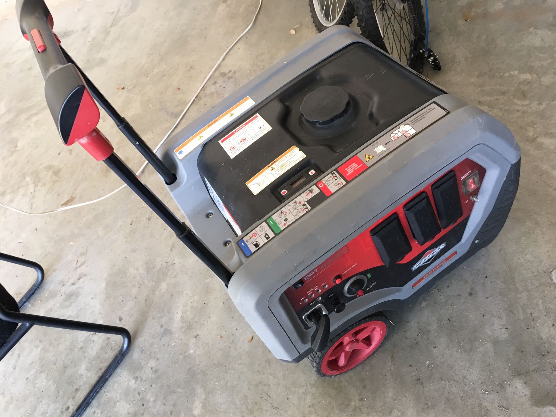 Q6500 QuietPower Series 6,500Watt Gasoline Powered Portable Inverter