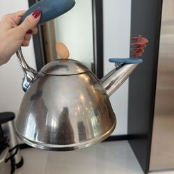 Alessi kettle 