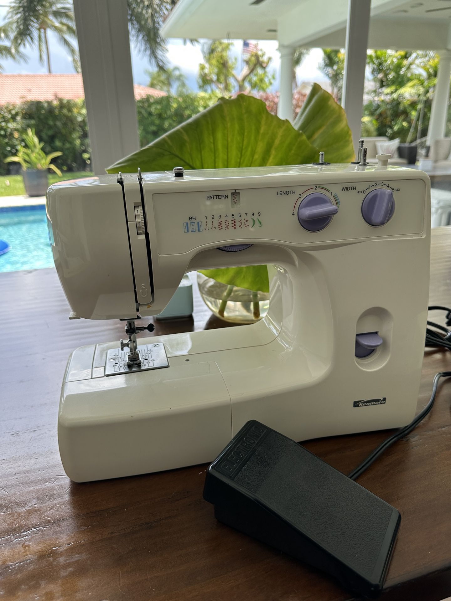 Kenmore Sewing Machine- Model 385 for Sale in Boca Raton, FL - OfferUp