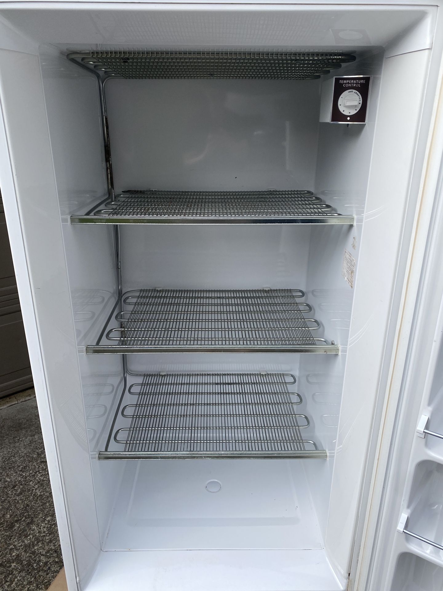 Upright Freezer 🥶