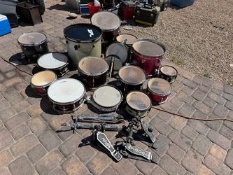Miscellaneous drums foot pedals snares