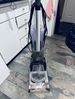 Hoover PowerDash Pet Advanced Compact Carpet Cleaner - used twice