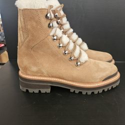 Marc Fisher Lug sole Izzie Genuine Shearling Ankle Boots Sz 7M