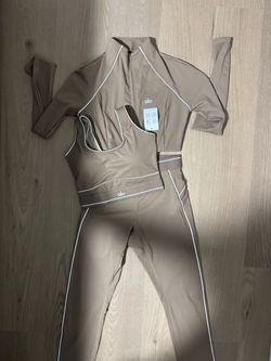 Alo yoga set