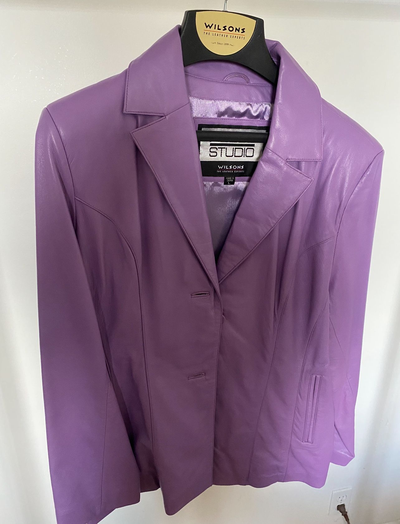 Woman’s Purple Leather Jacket – Size L, Fitted – New! 💜