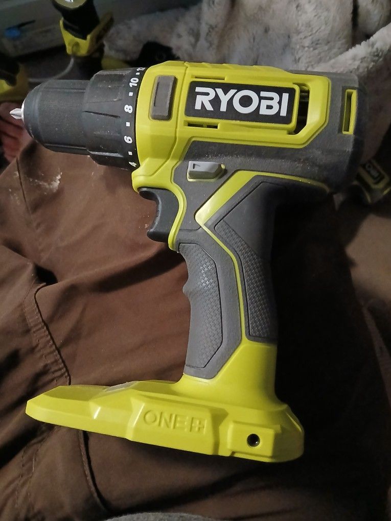 Ryobi 18v Cordless Drill