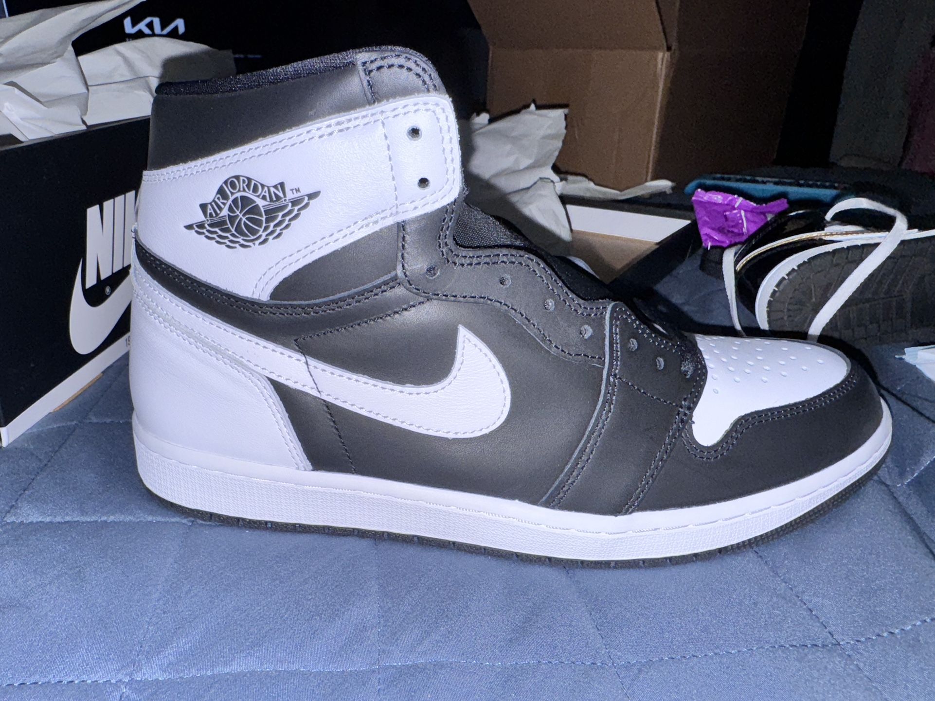 Air Jordan 1 Retro High OG Black White