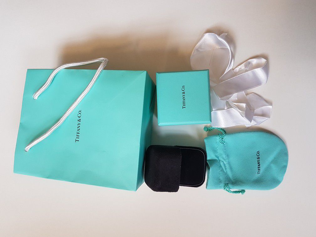 Tiffany & Co. ring box with gift bag, pouch, box, ribbon