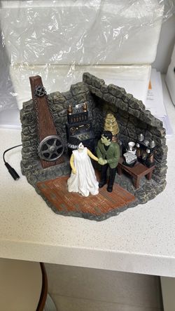Halloween Frankenstein’s laboratory department 56