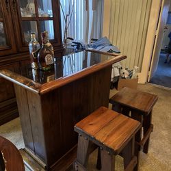 Wooden Bar With 2 Stools