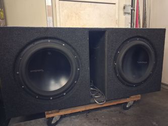 Rockford Fosgate 2td15" subs w/ custom box