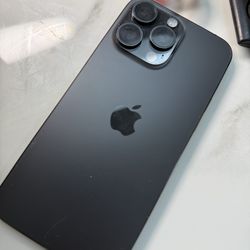 iPhone 15 pro max unlocked