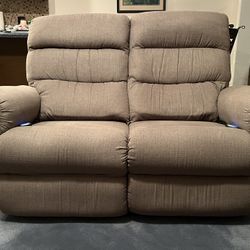 LAZYBOY Double Reclining LOVESEAT