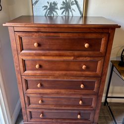Gorgeous 5 Drawer Wood Dresser 