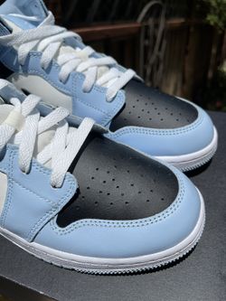 Air Jordan 1 Mid Ice Blue - Sneakers 555112-401