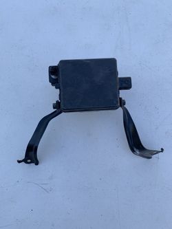 2015-2017 Camry Distance Sensor