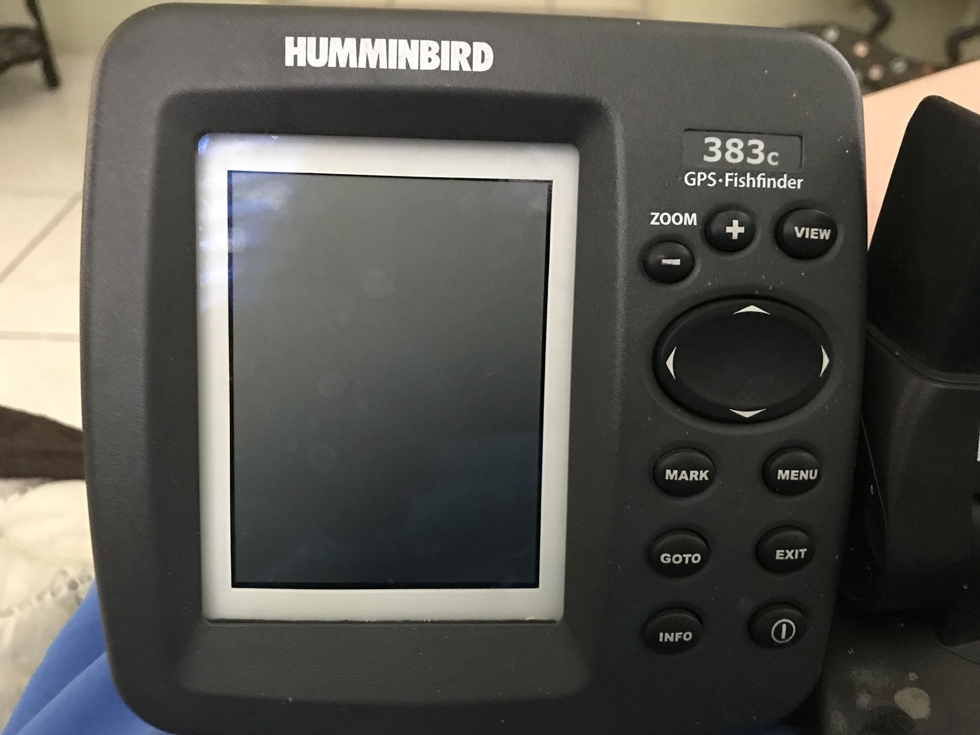 HUMMINBIRD 383c GPS+FISHFINDER With Transducer for Sale in Miami, FL