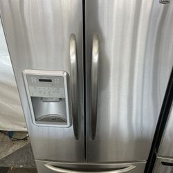 33 Inch Wide Maytag French Door Refrigerator In Stainless Steel Finish