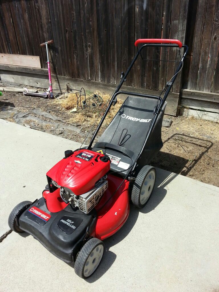Troy-Bilt 6.75hp Tuff cut 210 self Propelled Lawn mower