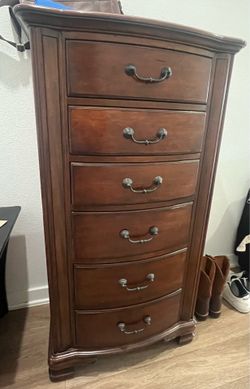 6-Drawer chest