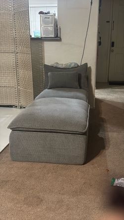 Gray Upholstered Chaise Lounge with Cushions
