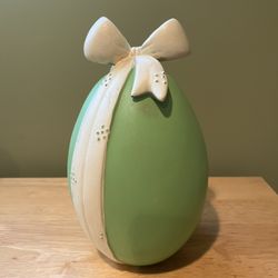 Ceramic Easter Egg with Bow (green) 