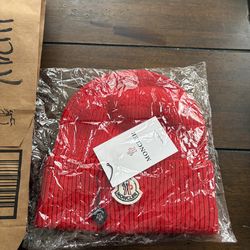 Moncler beanie