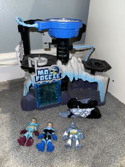 Imaginext DC Super Friends MR. FREEZE Headquarters 2012