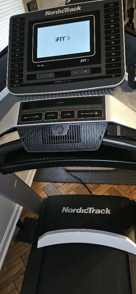 NordicTrack EXP 10i Treadmill