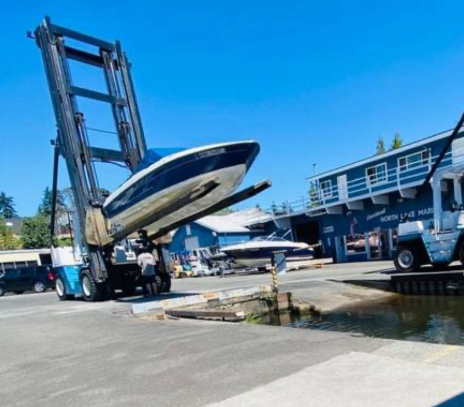 2008 Bayliner – Only 90 Hours!