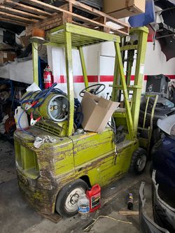 Forklift