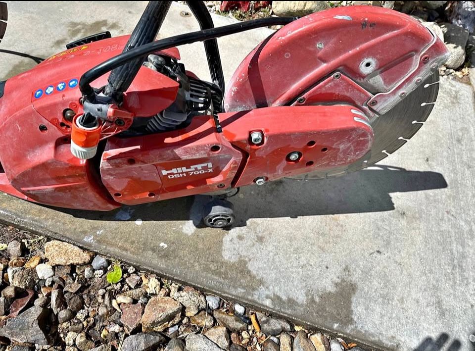Hilti Saw