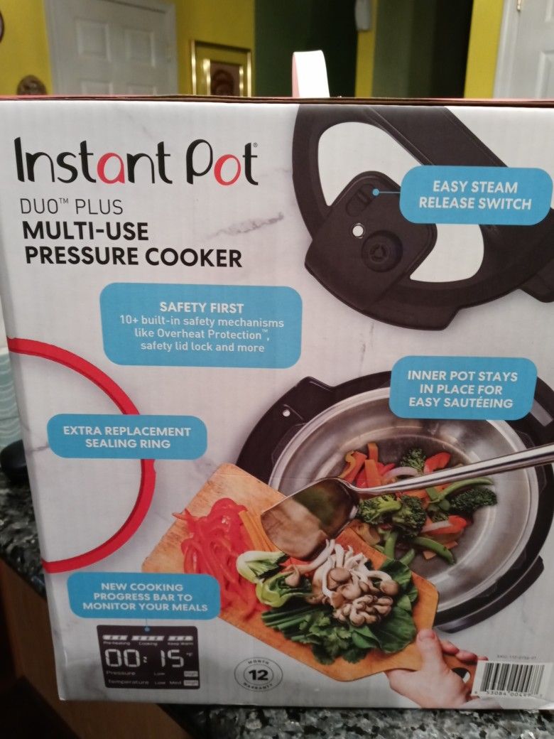 INSTANT POT MULTI PRESSURE COOKER