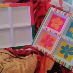 Set Of Two Snack Trays