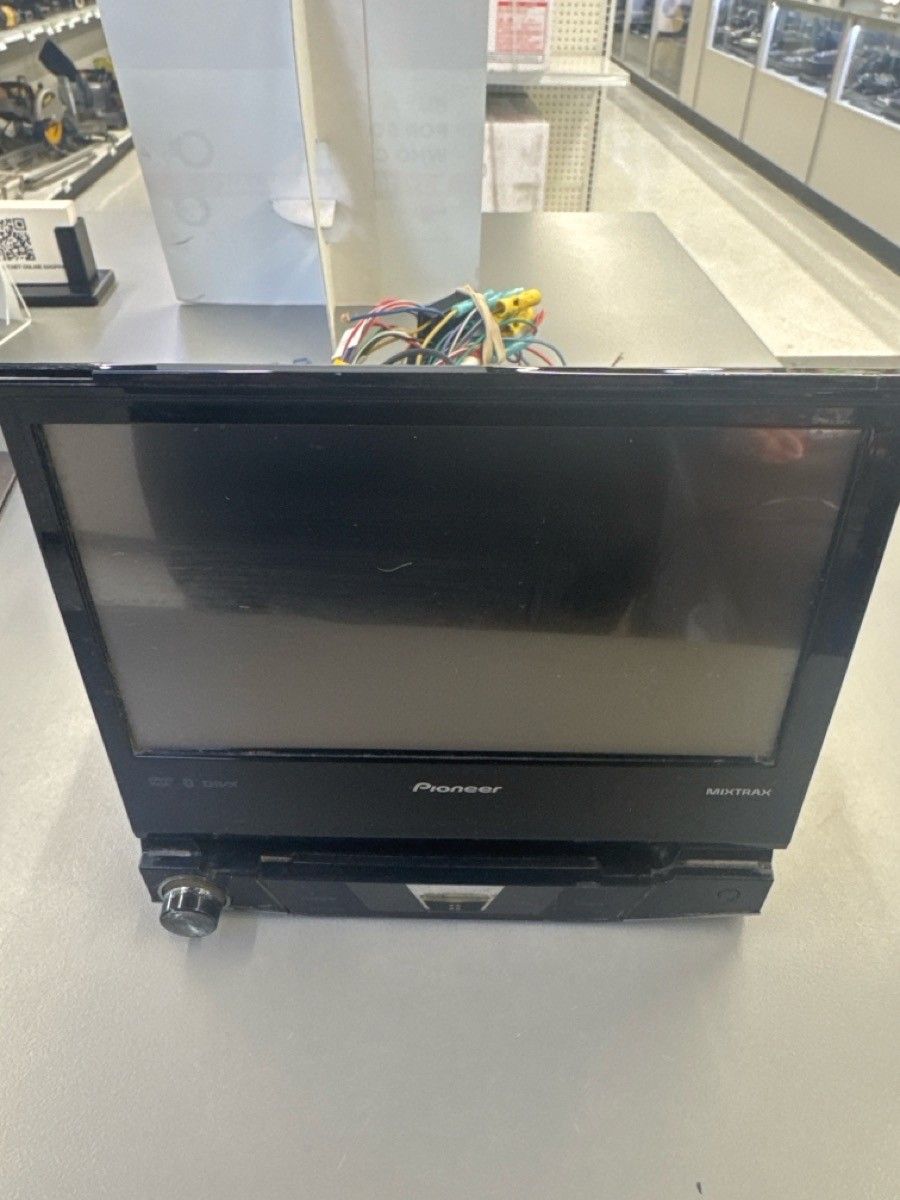 Pioneer AVH-X7800BT 7" Touchscreen DVD Receiver with Built-In Bluetooth