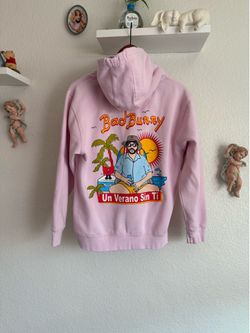 Pink Bad Bunny Graphic Hoodie - Un Verano Sin Ti Size Medium