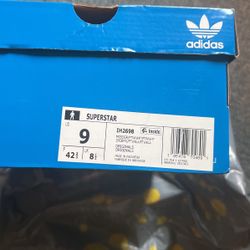 Adidas Superstar